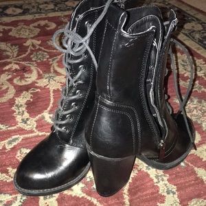 Let her black heel boots